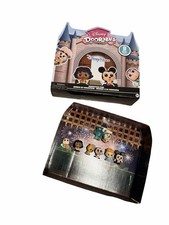 Disney Doorables Disney Parks Collection Peek Pack 8 Figures Set picture
