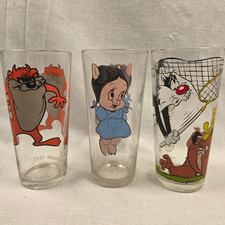 Vintage Pepsi Warner Bros Looney Tunes Collector Glasses Lot of 3 1973 1976 picture