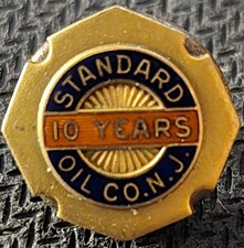 Vintage 14k Gold Standard Oil Company Employee 10 Years Service Pin picture