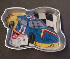 1997 Wilton # 11 Race Car Cake Pan with Original Instructions BRAND NEW picture