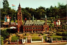 Madurodam Den Haag Palace of Peace Miniature Continental Postcard B694 picture