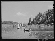 Photo:Norris Dam Tennessee TVA 1930s Motorboating on Norris Lake picture