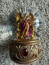 ANGEL SNOW GLOBE MUSIC BOX Hark The Herald Angels Sing Holiday Lane picture