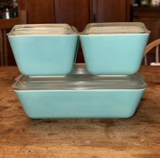 Vintage Pyrex Turquoise (1956-1958) Complete 8 Pc Refrigerator Set with Lids picture