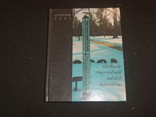 2002 THE COURTIER GEORGIAN COURT COLLEGE YEARBOOK - LAKEWOOD NEW JERSEY- YB 2163 picture