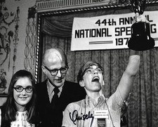 Jonathan Knisely signed 8X10 photo 44th Scripps National Spelling Bee COA LOOK picture