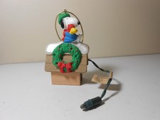 1992 Hallmark Magic Light Ornament Peanuts Gang Snoopy on Dog House NO Box Works picture