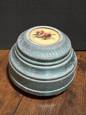 Vintage wind-up musical powder puff vanity box picture