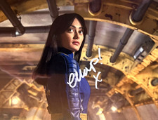 Ella Purnell Signed 8x10