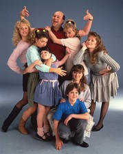 LD157-182 CAST OF 1987 SITCOM JUST THE TEN OF US ORIG 4