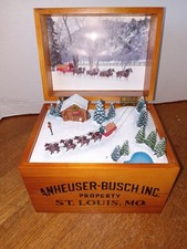 BUDWEISER BEER CRATE MUSIC BOX Clydesdales THE KING OF BEERS Bradford Exchange picture