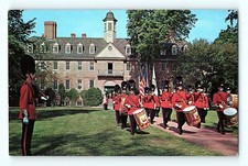 Queen's Guard Williamsburg Virginia ROTC Honor Unit College William  Postcard E5 picture