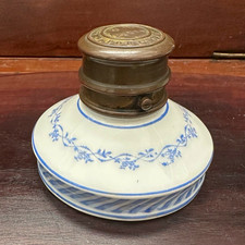 Antique French Porcelain Travel Inkwell - T.H. Paris - Circa 1890 picture