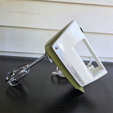 Vtg Hamilton Beach Mixette Handheld Mixer Model 97-1 100W 120V White Green picture