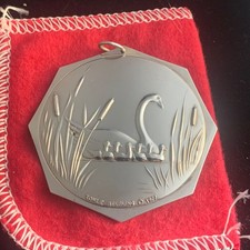 Towle Sterling 1977 Medallion Ornament Swans Swimming 12 Days  2.35