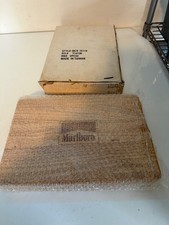 VINTAGE NOS MARLBORO POKER SET IN WOOD CASE picture