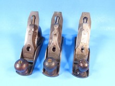 lot 3 Sargent 407 No 2 sized wood planes 2 are VBM 2 lever caps marked 7 (Shaws) picture