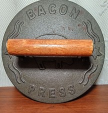 Bellemain Cast Iron Grill Press Heavy-duty Bacon Press Wood Handle 8.5