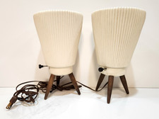 Vintage MCM White Atomic Beehive Ribbed Plastic Tripod Table Lamps picture