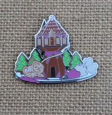 Pascal Gingerbread House Pin 2021 Disney Parks Rapunzel Tangled Mystery OE picture