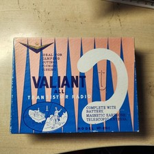 Vintage Valiant BOY'S RADIO Transistor  HT-2011 + box + Case + earpiece - Works picture