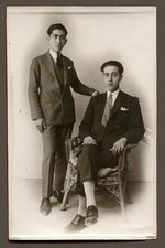 [65811] Two gentlemen, friends (Athens 1920s). Vintage photo, postcard size picture