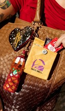 Taco Bell x Peso Pluma RARE (1/400) Charm Set picture