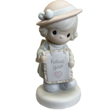 P11-Vintage 1995 Enesco Precious Moments “Follow Your Heart” Figurine NIB picture