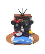 Hallmark Best Night of the Week - Mickey Mouse Keepsake Ornament 2005 QXD4085 picture