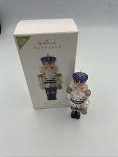2012 HALLMARK Keepsake NOBLE NUTCRACKER Hallmark Associate Gift ORNAMENT Purple picture