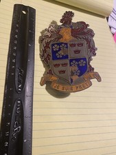 VINTAGE KAISER FRAZER CAR EMBLEM ORNAMENT - ENAMELED MULTI-COLORED JE SUIS PRET picture