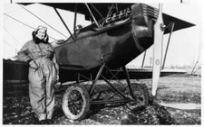Pilot Edna Gardner standing beside plane, 1928 OLD PHOTO picture