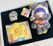 POP MART 15th Anniversary Gift Box (Limited Edition) picture