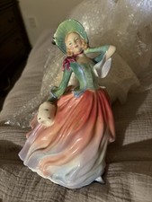 Royal Doulton Autumn Breezes Figurine HN1911 Perfect Conditon picture