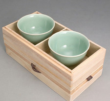 Korean Master Artisan Celadon Porcelain Liquor Soju Cups Set of 2 Wooden GiftBox picture