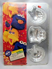 Wilton mini bake pan Big Bird & Cookie Monster 6 Single Cakes Hard to find New. picture