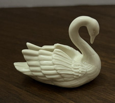 Vintage Lenox Porcelain Swan Place Card Holder/Cake Topper Ivory picture