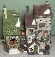Dept 56 Dickens' Village Series Oliver Twist Fagin's Hide-A-Away #5552-2 Retired picture