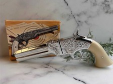 Vintage Avon Volcanic Repeating Pistol With Brisk Spice Cologne, Never Opened picture