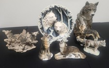 Vintage Wolf Plate,3D display, White wolves in Forest And 6 Other Wolf Statues picture