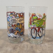 Vtg 1981 McDonalds The Great Muppet Caper Glasses Jim Henson - Set of 2 picture