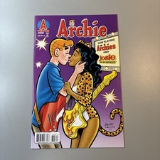 Archie #608 (2010) Kiss Cover / Josie and the Pussycats Appearance *VF+ Range* picture
