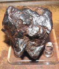 162 gm . CANYON DIABLO IRON METEORITE  MUSEUM GRADE ARIZONA .36 LBS picture