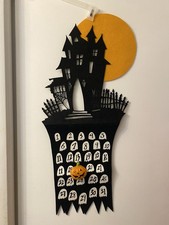 Avon HALLOWEEN HAUNTED HOUSE felt Advent countdown Calendar PUMPKIN wall Vintage picture