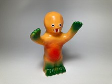 Maura Toy Himitsu Kaiju Series Designer Toy Sofubi Finger Puppet Yellow Monster picture