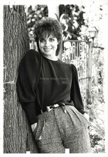 1982 Linda Gray Film Stage Tv Actress Director Producer Model Photo 8X10 picture