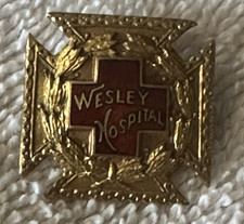 WESLEY Hospital Chicago Ill 10K yellow gold w/ red enamel 4.5 grams 1946 picture