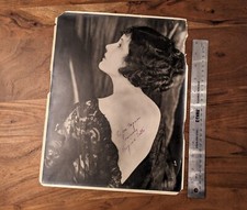 Huge 1920s VIRGINIA VALLI Silent Film Actress Photo Signed to Wig Maker 11