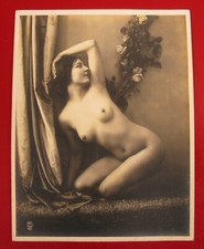 VINTAGE ORIGINAL 1920's PHOTOGRAPH FEMALE NYMPH ROSES SENSUAL ART DECO FABULOUS picture
