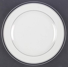 Cooks Club Novi Black Dinner Plate 2499647 picture
